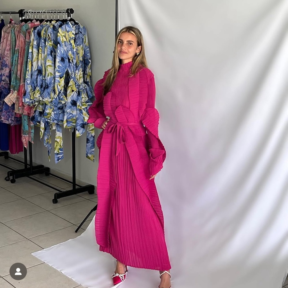 Chic Fuchsia Long Sleeve Maxi Dress